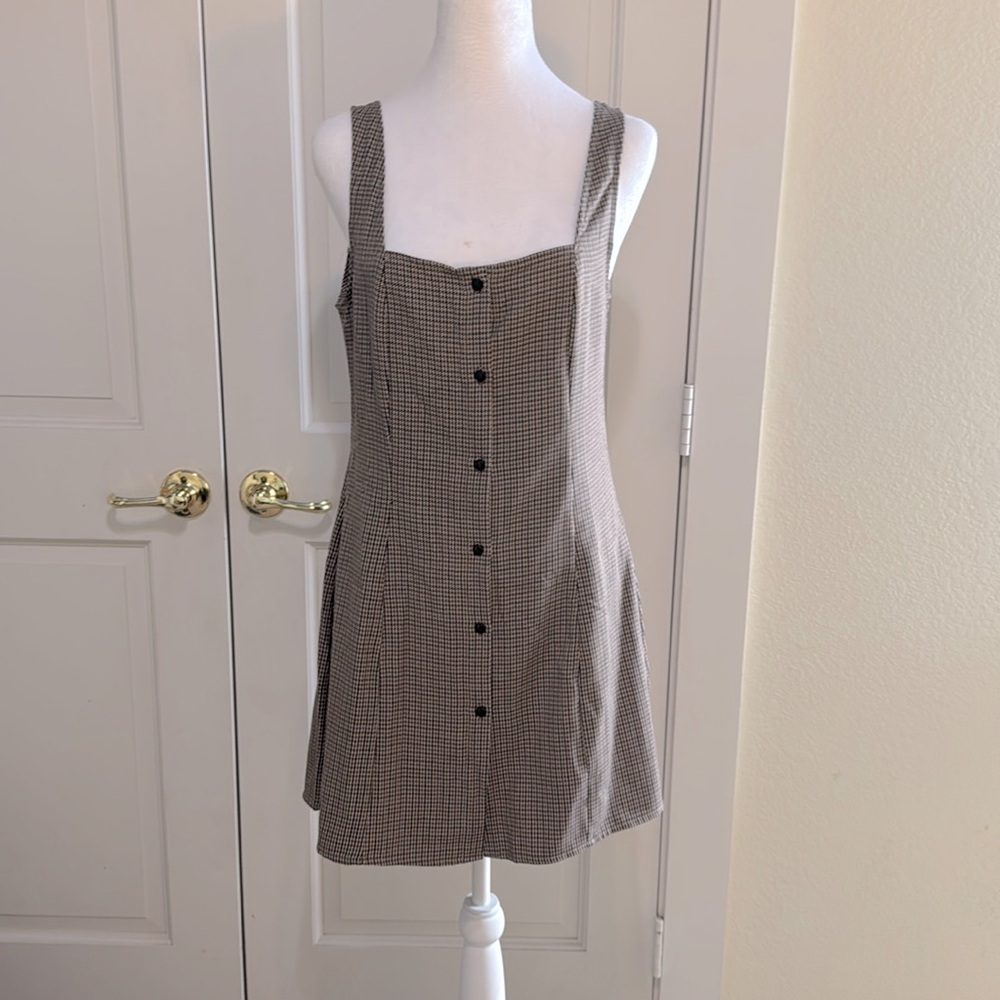 Mini houndstooth dress from Cider. Size medium